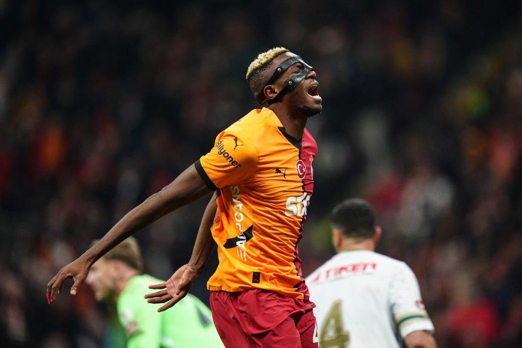 Napoli reject Galatasaray's fourth offer for Osimhen after fresh demands on payment terms and sell-on clause, despite initial full agreement.