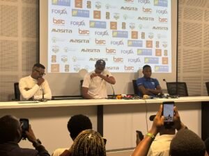 Eric Nshimiyimana addressed journalists at the press conference. 