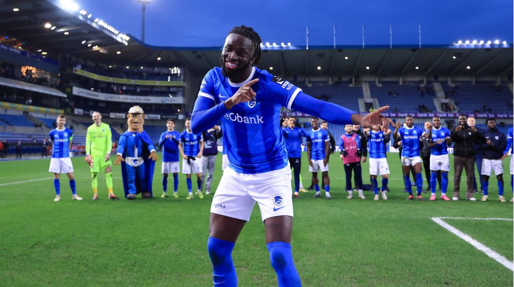 Tolu Arokodare continued his red-hot form, netting his 20th goal of the season to help Genk secure a dominant 4-0 derby victory over Gent.