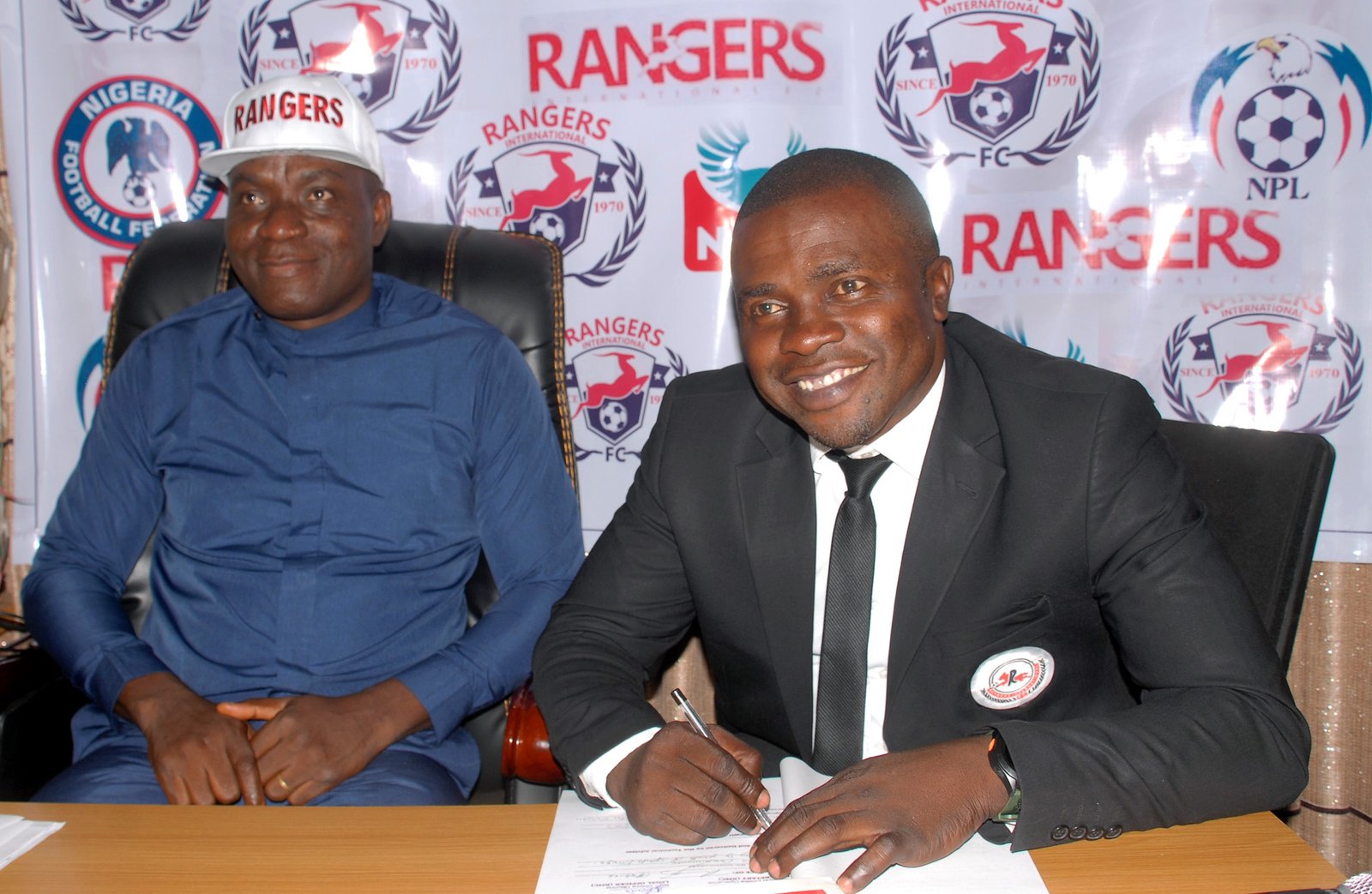 Afrinvest Group Managing Director Ike Chioke has rewarded Rangers with ₦50 million after their NPFL title triumph, reinforcing a growing partnership that has become central to the club’s commercial transformation under GM Barrister Amobi Ezeaku.