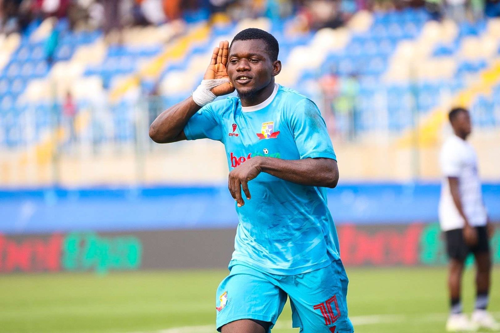 Remo Stars stay top of the Nigeria Premier Football League (NPFL) despite draw with Lobi Stars, who remain bottom and face looming relegation.