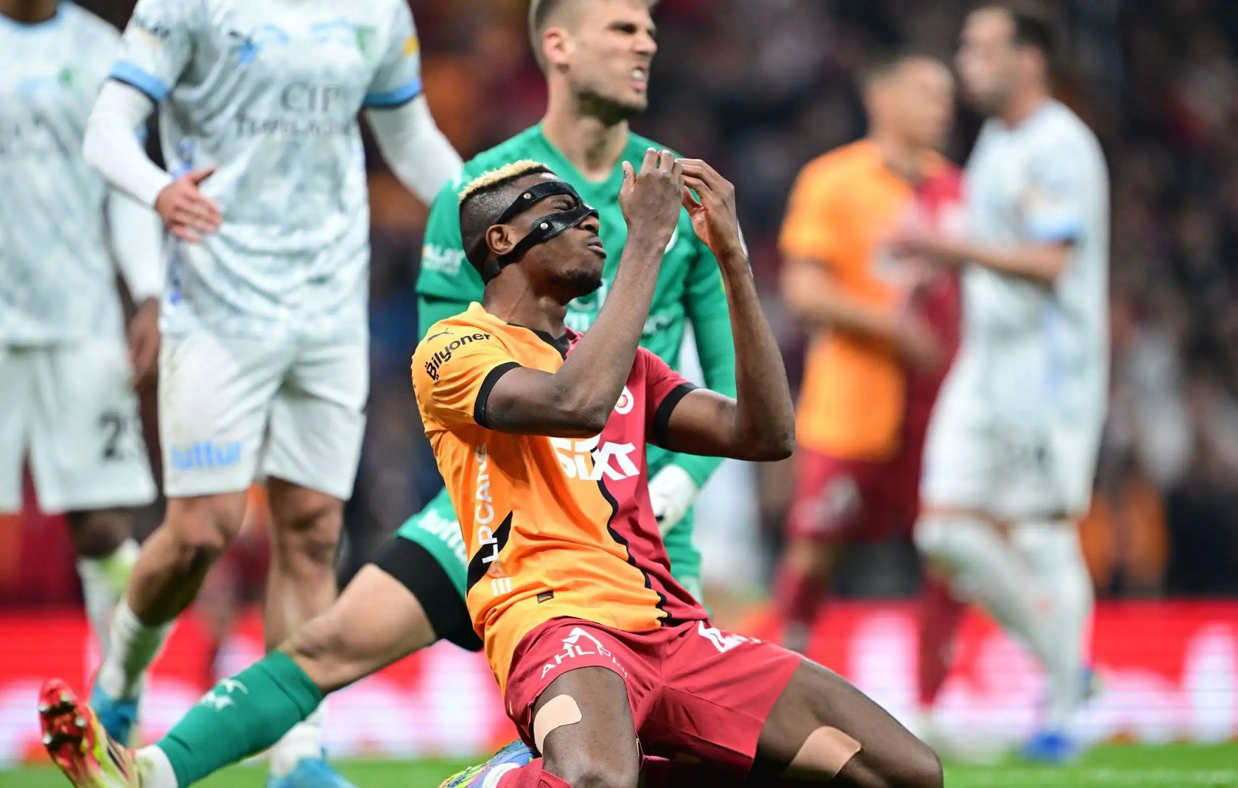 Super Eagles striker Victor Osimhen refutes rumors of £400k-a-week wage demands amid growing interest from Manchester United.