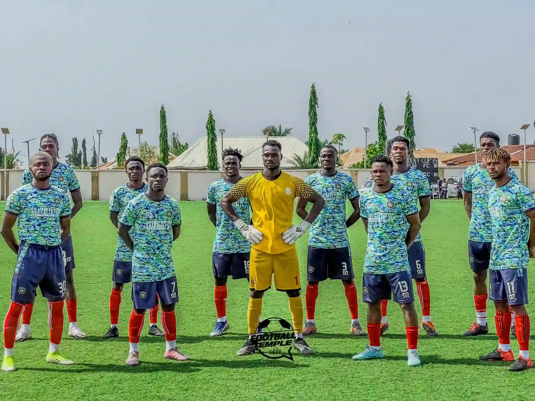 Governor Francis Nwifuru has rewarded Abakaliki FC players and staff with cash gifts after their President's Federation Cup final loss