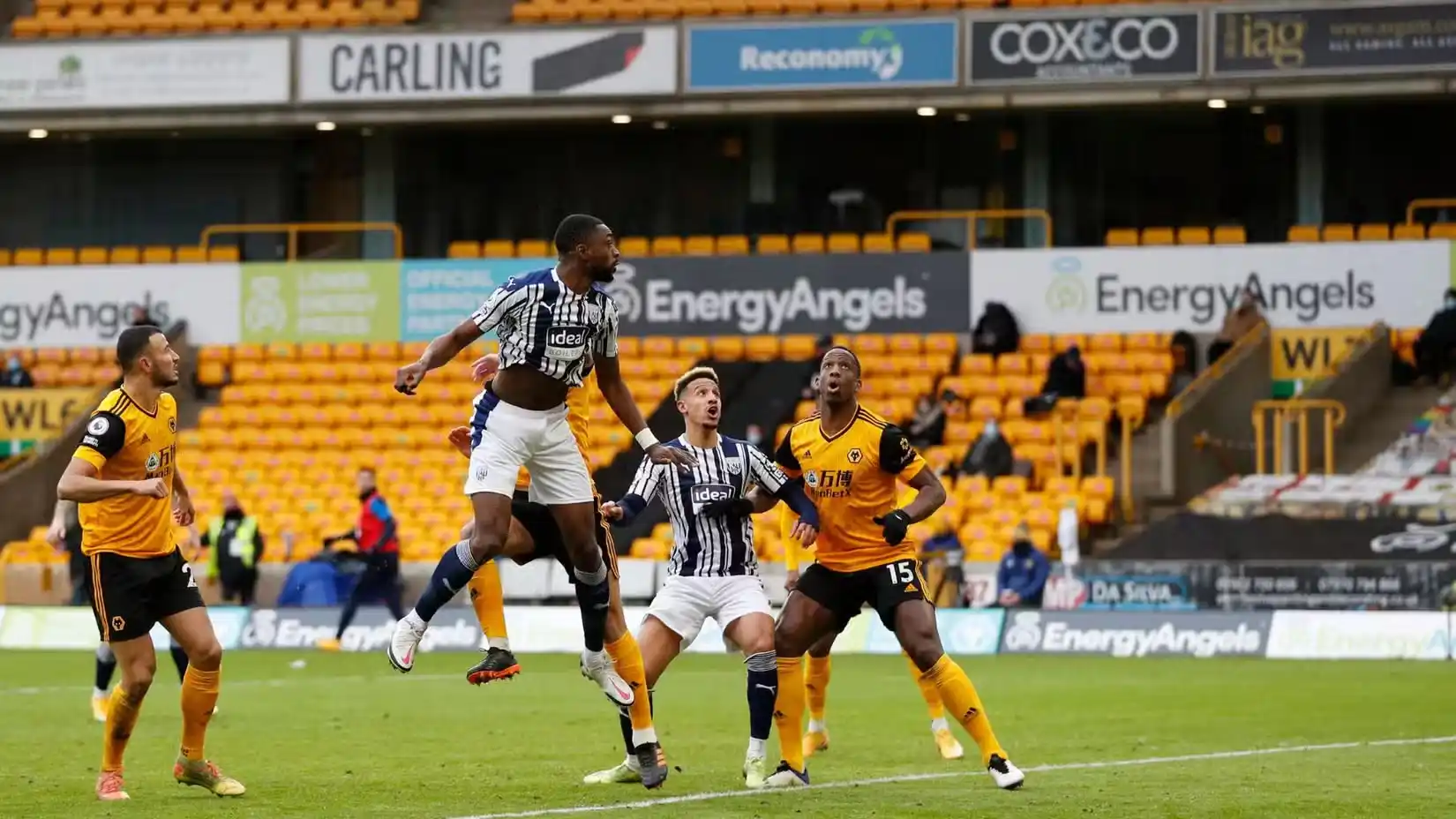 Hull City are set to sign Nigeria defender Semi Ajayi following the expiration of his contract at West Brom