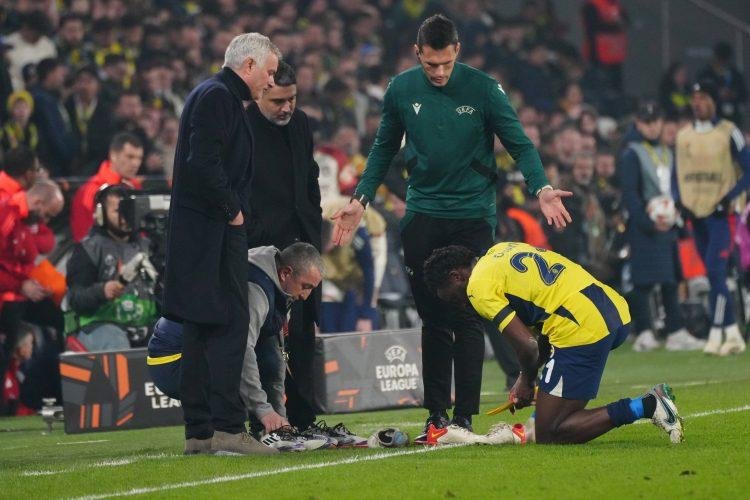Osayi-Samuel will leave Fenerbahçe after playing 175 games and failing to receive a new contract, despite false reports of high wage demands