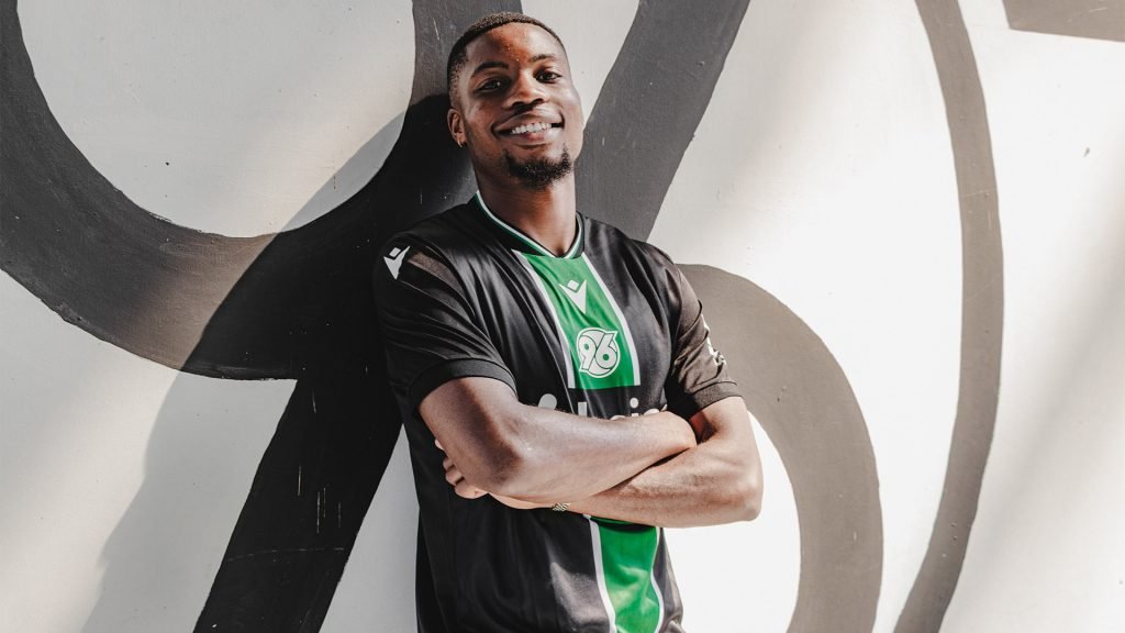 Ime Okon has joined German side Hannover 96, aiming to help them secure Bundesliga promotion after joining from Supersport United.