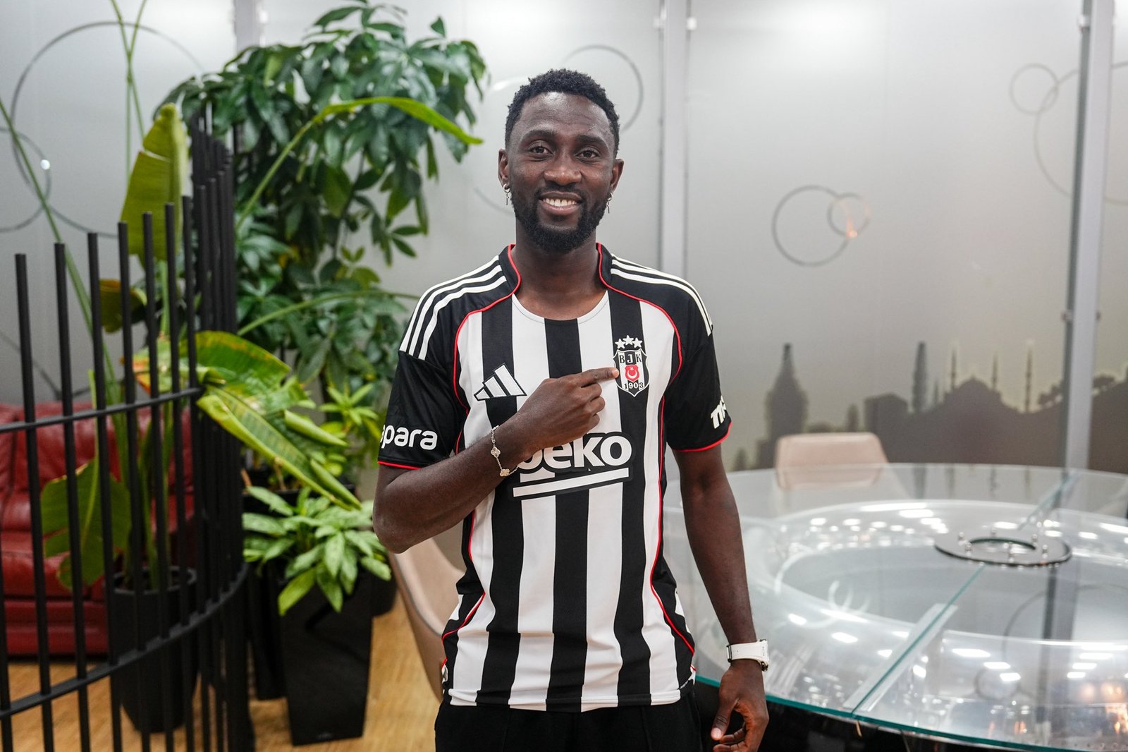 Super Eagles midfielder Wilfred Ndidi shares his first impressions following his move to Turkish side Besiktas.
