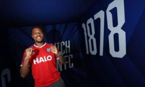Ipswich sign Chuba Akpom on loan from Ajax after a dramatic transfer battle with Birmingham City and Middlesbrough, with an obligation to buy if promoted.