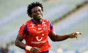 Nigerian born Razack Omotoyossi, a national icon for Benin and former Sunshine Stars striker, has passed away.