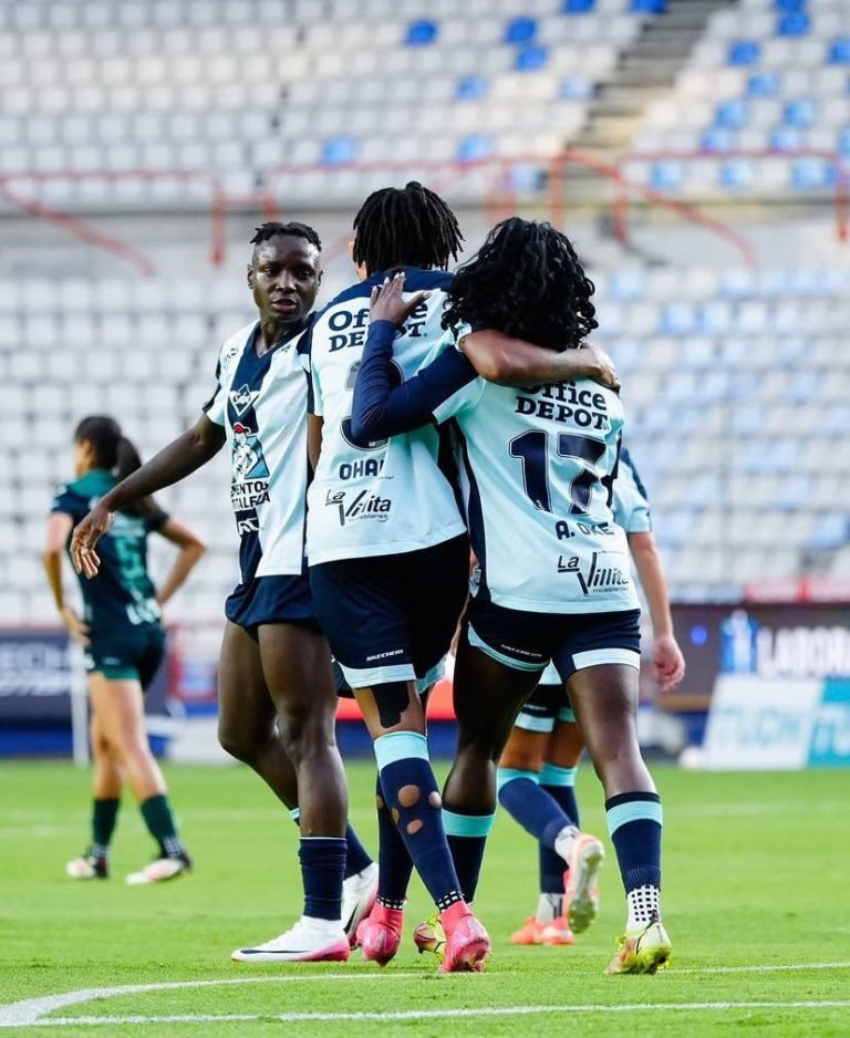  Chinwendu Ihezuo scored twice as Pachuca Femenil came from behind to beat FC Juarez closing the gap on Liga MX Femenil leaders Club América.