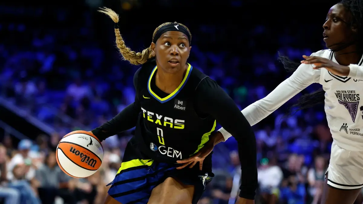 D'tigress captain Amy Okonkwo has signed a rest-of-season contract with the Dallas Wings after impressing and boosting her WNBA ambitions.