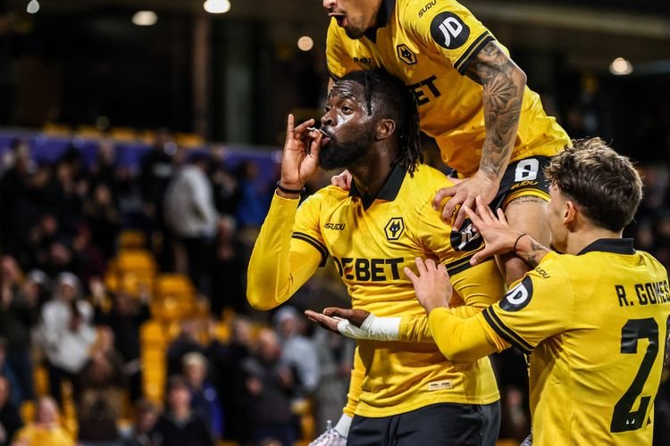 Wolverhampton Wanderers are exploring a January move for another Nigerian striker after Tolu Arokodare as they battle relegation.
