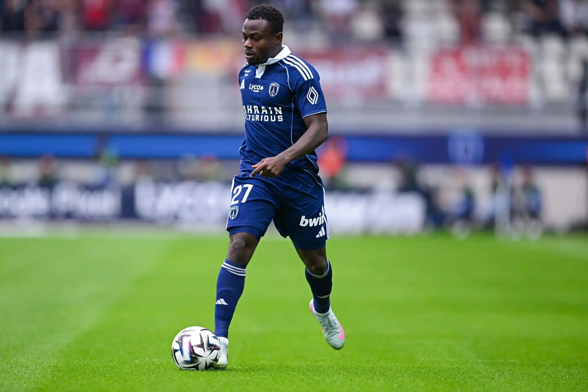 Paris FC fans had reason to cheer as Moses Simon fired them to a thrilling win and a slice of history against Metz.