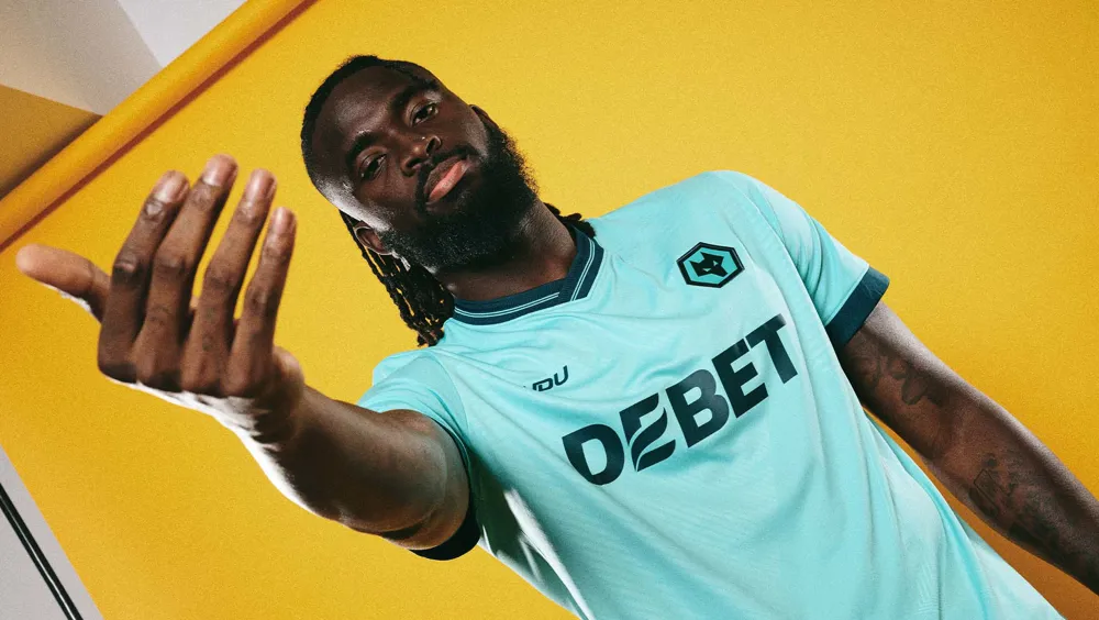 Belgium Golden Boot winner Arokodare joins Wolves, promising goals and physicality in his Premier League debut.