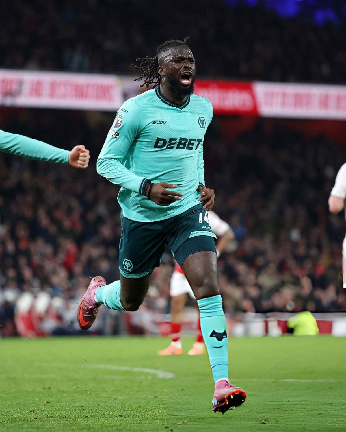 Tolu Arokodare struck late after his Super Eagles snub, but a cruel twist sealed another Wolves defeat at the Emirates.