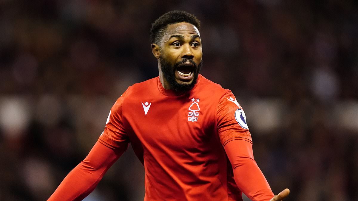 Brøndby IF have signed Nigerian forward Emmanuel Dennis, with both the club and the player explaining the reasons behind the move.