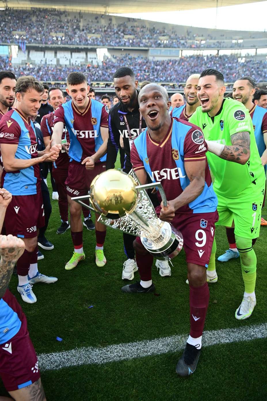 Trabzonspor have offered an off-field role to a one-capped Nigeria striker as he prepares to retire following a legendary career in Turkey.