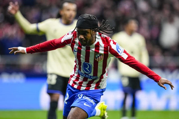  Ademola Lookman reacts after a stunning night as Atlético Madrid dismantle Barcelona in their Copa del Rey semi-final clash.
