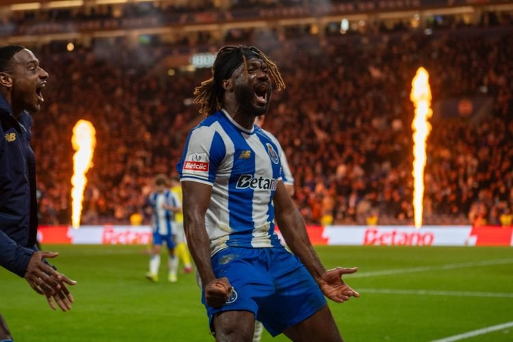 Victor Boniface hilariously mocked Terem Moffi after the Nigerian striker celebrated winning his first career league title with FC Porto in Portugal.