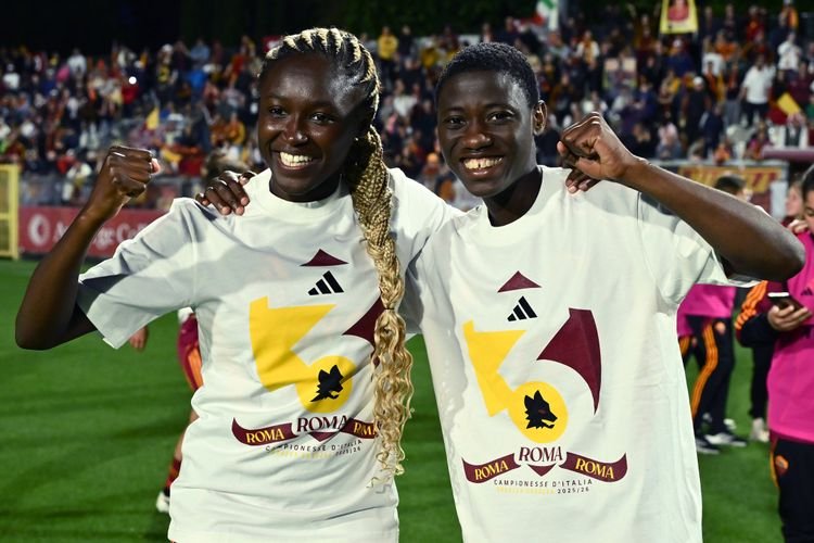 Rinsola Babajide and Shukurat Oladipo made history after helping AS Roma win the 2025/26 Serie A Femminile title, becoming the first Nigerian duo to lift the Italian women’s league trophy together.