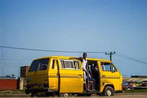 From Jay-Jay Okocha’s brilliance to Nokia 3310 phones and cybercafés, here is what Nigeria looked like the last time Arsenal won the Premier League in 2004.