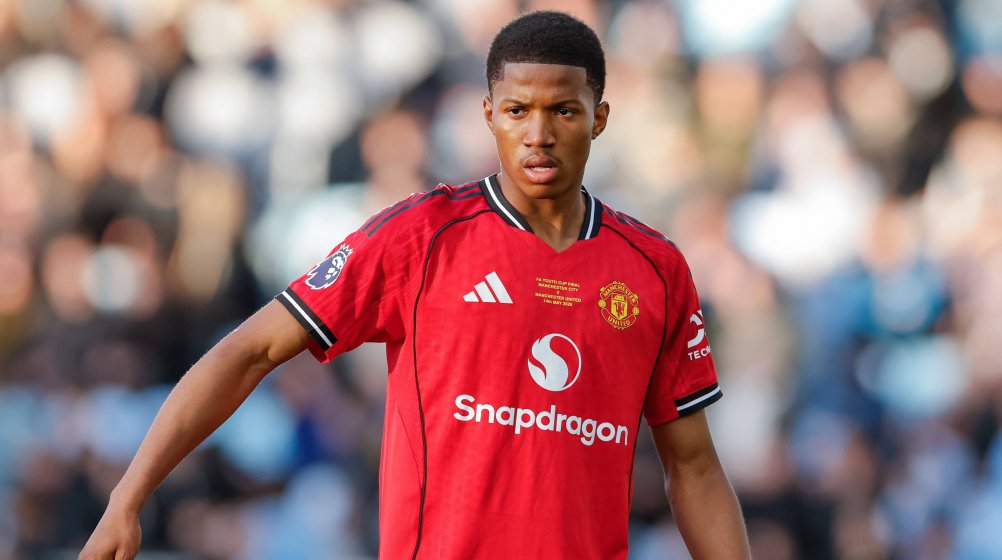 Bundesliga newcomers Cologne have opened talks with Manchester United over a loan move for highly-rated Danish striker Chido Obi following his prolific academy campaign and first-team breakthrough at Old Trafford.