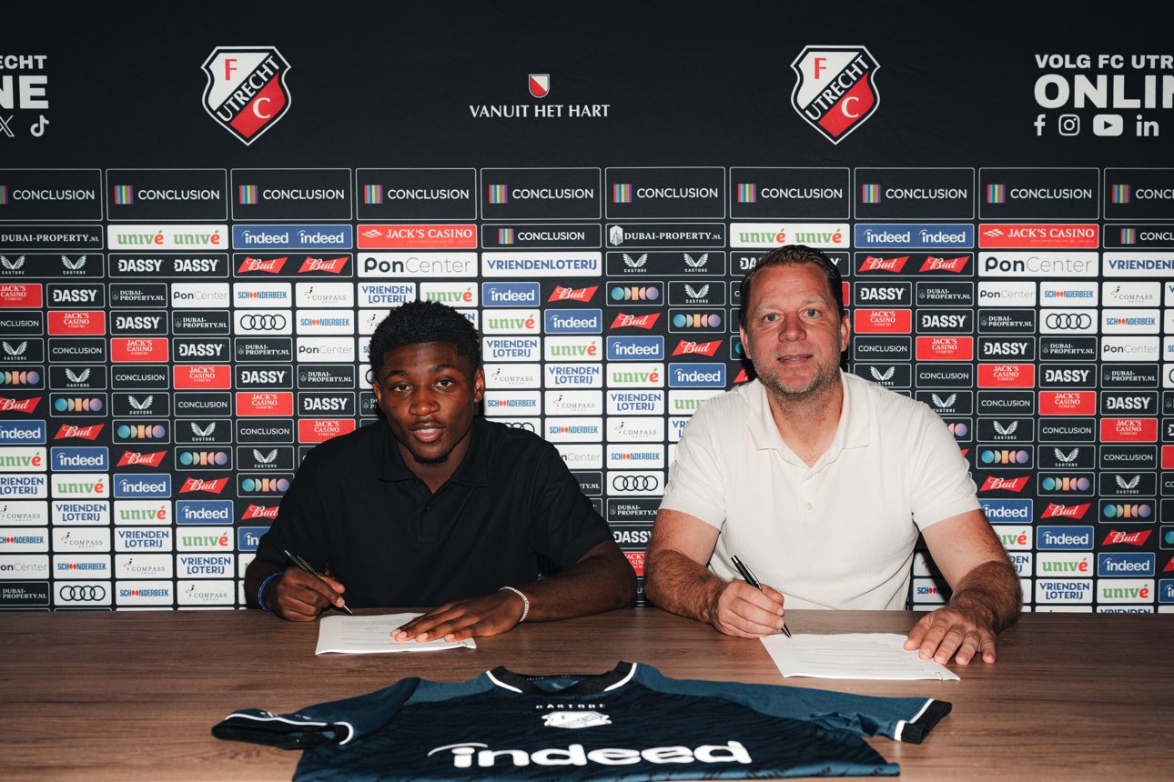 FC Utrecht have completed the signing of Nigerian-born winger Emmanuel Chigozie Owen from Bayer Leverkusen, with the 19-year-old penning a long-term contract after attracting interest from several clubs.