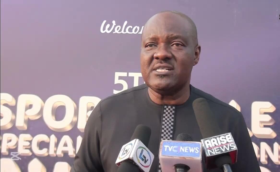 Football stakeholders have urged the NFF to pay Nigerian coaches the same salaries as foreign managers after Eric Chelle agreed a new $100,000-per-month contract.