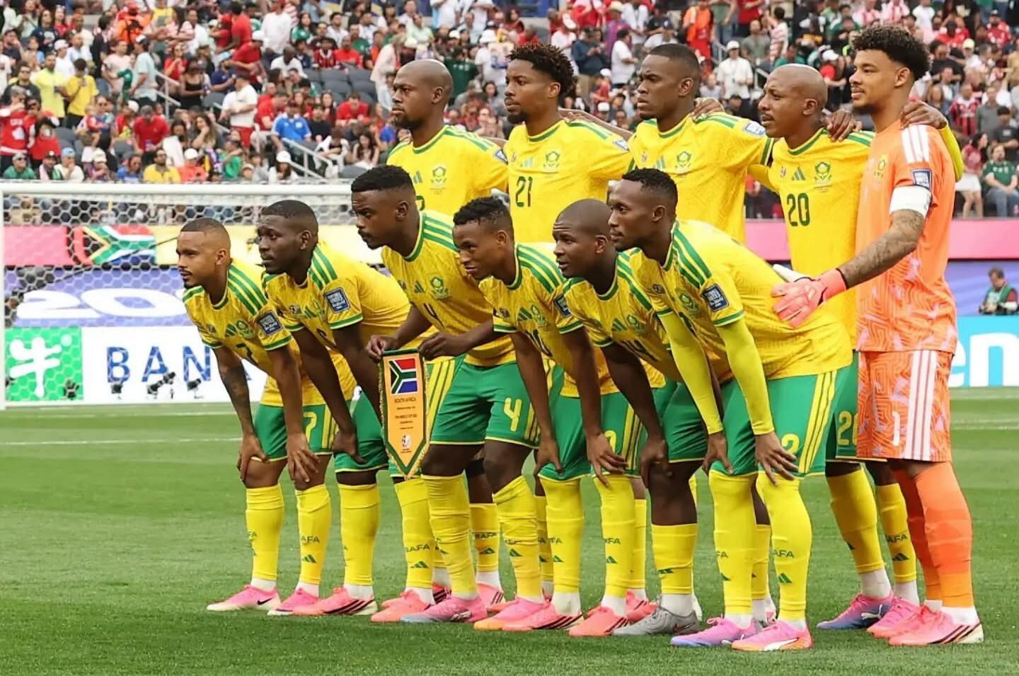 Stephen Eustáquio's stoppage-time strike secured a dramatic 1-0 victory for Canada over South Africa at SoFi Stadium, sending the co-hosts into the 2026 FIFA World Cup Round of 16.