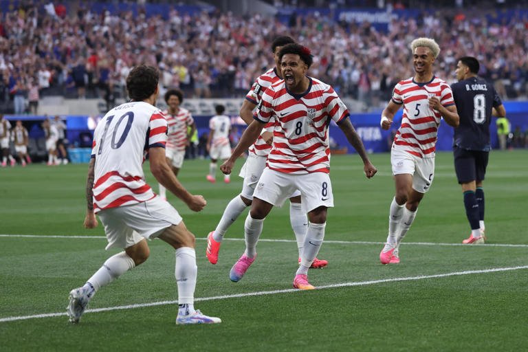 The United States and Australia meet in a pivotal Group D clash at Lumen Field, with both nations looking to build on impressive opening victories and move within touching distance of the World Cup knockout rounds.