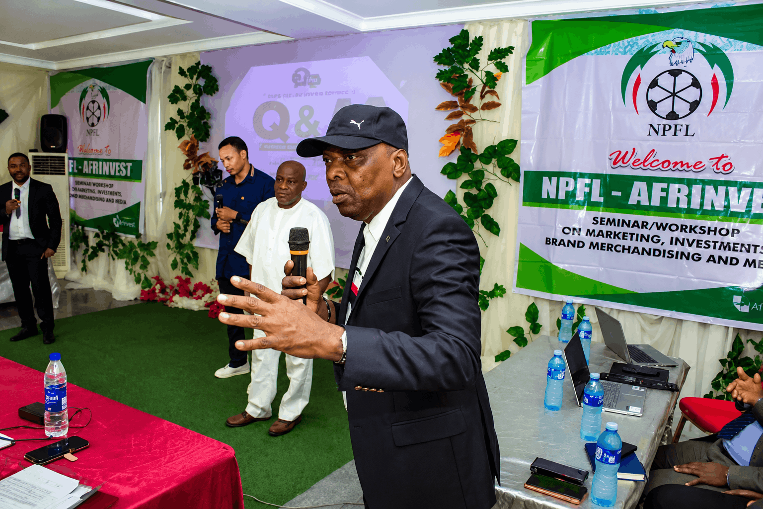 NPFL Chief Operating Officer Davidson Owumi has warned that clubs without functional websites risk losing their licences, urging greater investment in media departments during the NPFL/Afrinvest seminar in Enugu attended by TheAthleticNG.