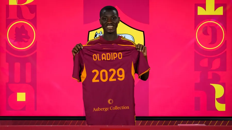 Super Falcons defender Shukurat Oladipo has committed her future to AS Roma after signing a new three-year contract until 2029 following a remarkable debut season with the Italian champions.