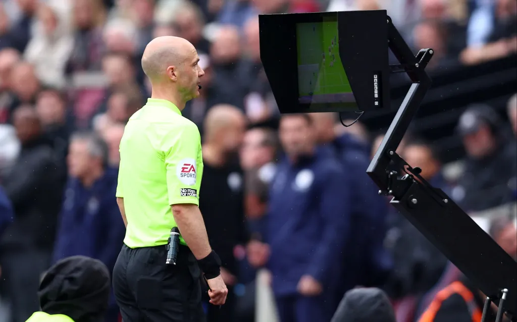 Anthony Taylor has announced his retirement from elite refereeing after a distinguished career spanning more than two decades, 831 matches and appointments at two FIFA World Cups.