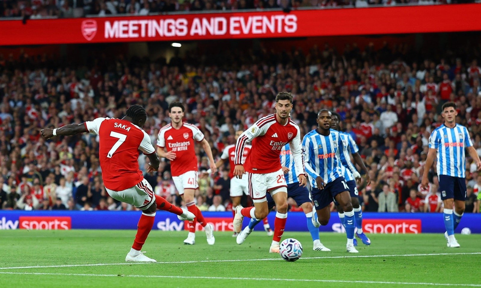 Arsenal opened their Premier League title defence with a 3-0 victory over Coventry, with Kai Havertz, Bukayo Saka and Martin Odegaard on target as Frank Onyeka and Taiwo Awoniyi featured for the visitors.