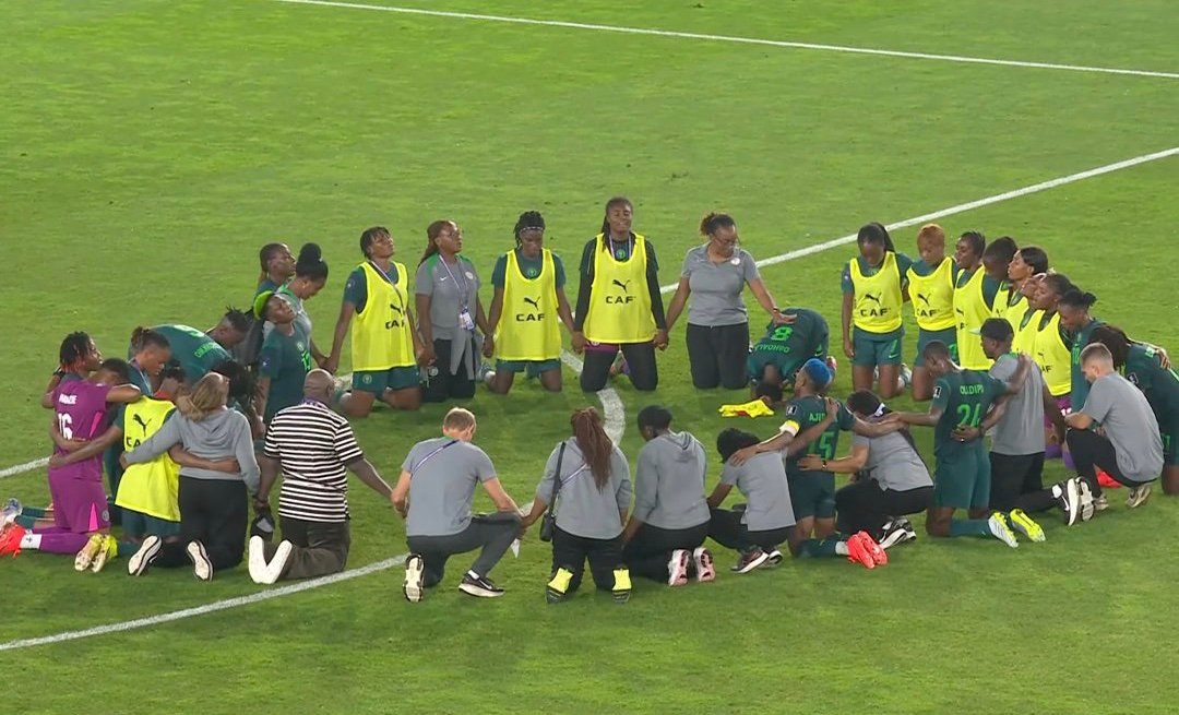 Asisat Oshoala's early goal and a resilient defensive display helped 10-player Nigeria defeat Zambia 1-0 to revive their WAFCON 2026 title defence after Tosin Demehin's first-half red card.