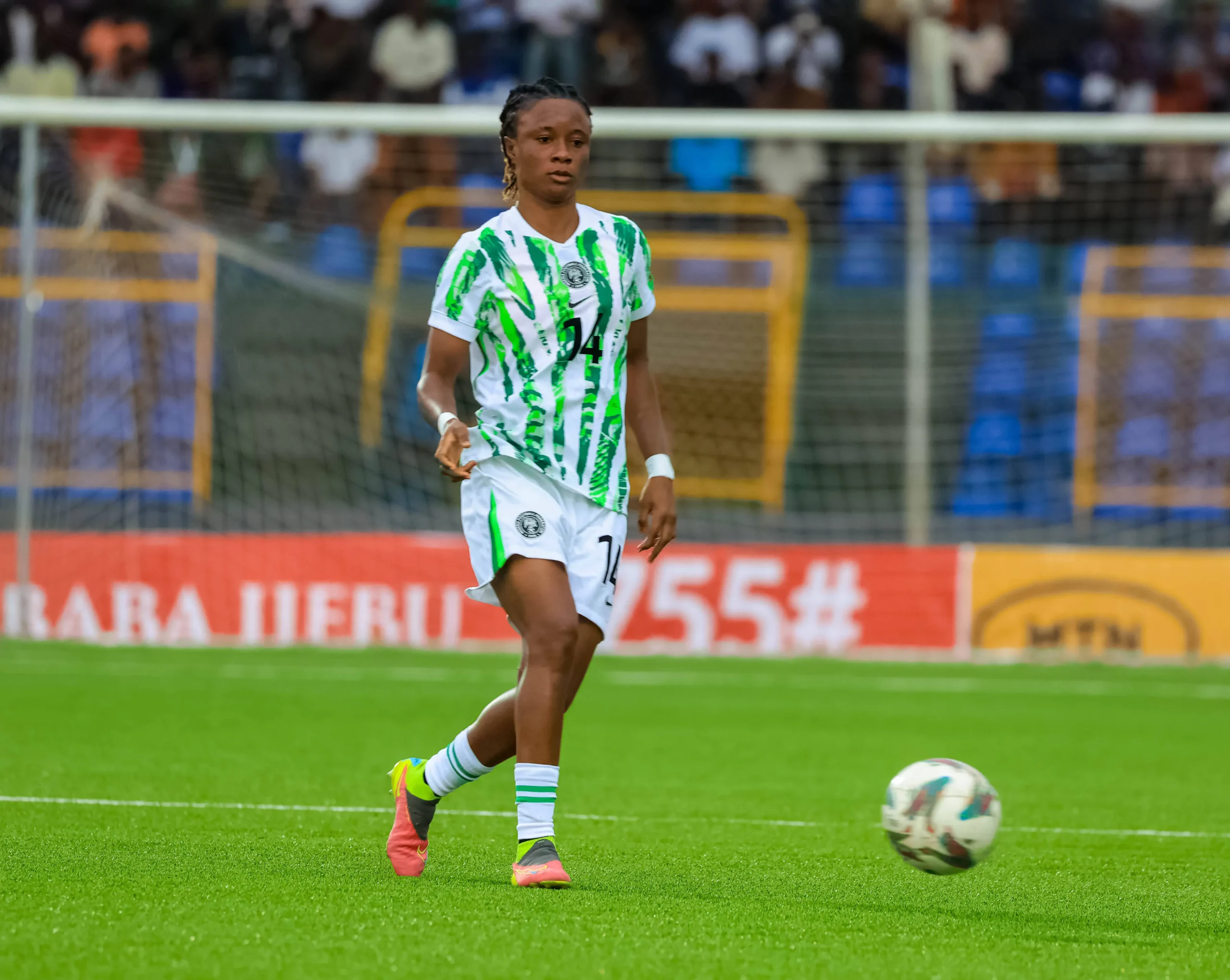 Super Falcons defender Oluwatosin Demehin has completed her move to Portuguese champions Benfica after leaving Galatasaray, signing a three-year contract with the club.