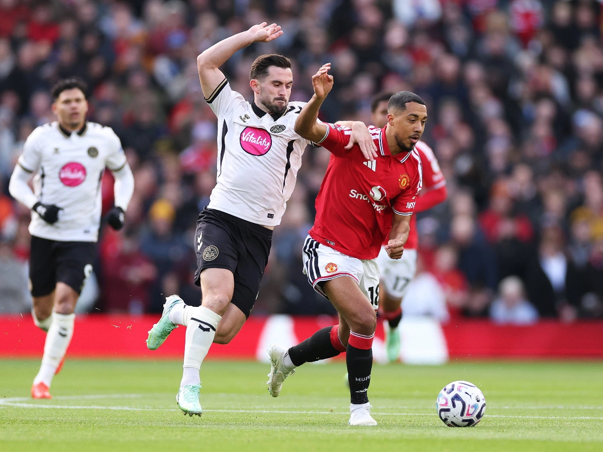 Manchester United’s latest Old Trafford setback has intensified scrutiny on Michael Carrick, with one team selection and a familiar opponent adding to the unease.