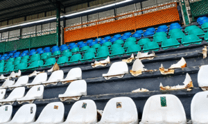 MC Alger’s travelling supporters brought colour and passion to Abeokuta, but their team’s 2–0 defeat to Rangers ended in ugly scenes as fans confronted the technical team and damaged stadium seats.